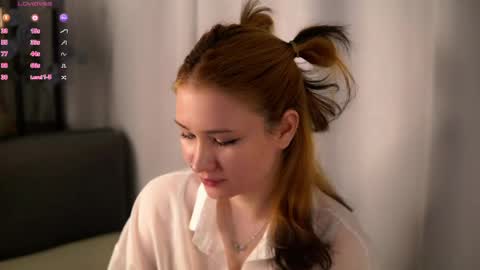 Snapshot of sheliamuyres chatting on 14, 5, 2026 Lina online show from 14, 5, 2026