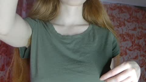 Snapshot of shelikessoymilk chatting on 31, 3, 2026 Erika online show from 31, 3, 2026