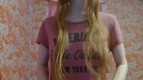 Snapshot of shelikessoymilk chatting on 3, 4, 2026 Erika online show from 3, 4, 2026
