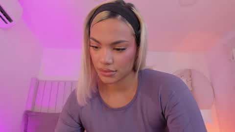 Snapshot of shelynna_azzul chatting on 23, 2, 2026 shelynna_azzul online show from 23, 2, 2026