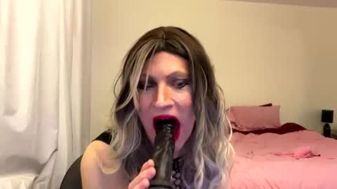 sherrisqs00 online show from 15, 3, 2026