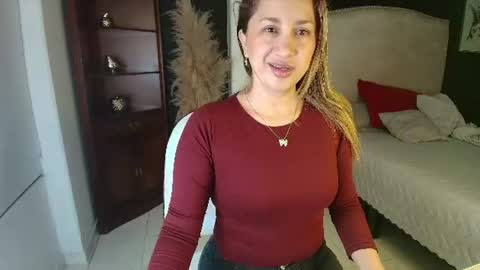 Snapshot of sheryl_jones chatting on 13, 7, 2026 sheryl_jones online show from 13, 7, 2026
