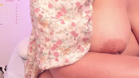 Snapshot of sherylrose1 chatting on 4, 3, 2025 Sheryl Rose  online show from 4, 3, 2025