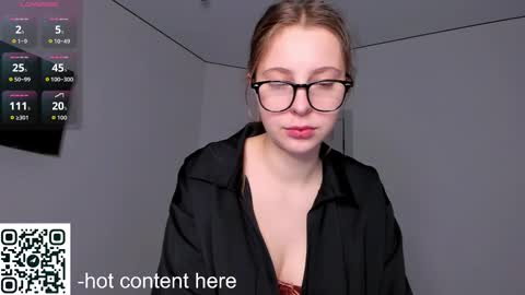 Snapshot of shh_sun chatting on 28, 2, 2026 Sun and Gangster online show from 28, 2, 2026