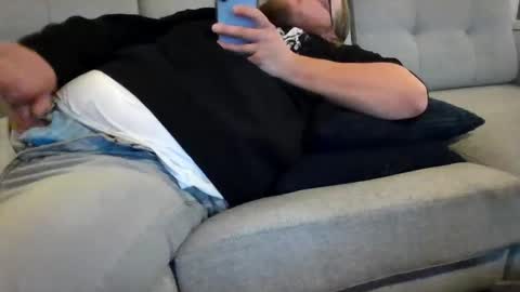 Snapshot of shifty885 chatting on 28, 10, 2025 shifty885 online show from 28, 10, 2025