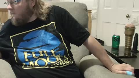 Snapshot of shifty885 chatting on 28, 6, 2026 shifty885 online show from 28, 6, 2026