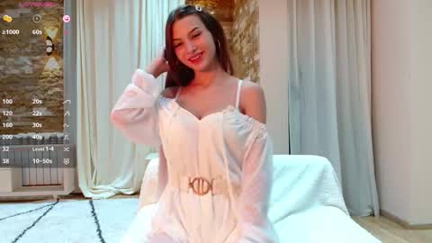 Snapshot of shinechanel chatting on 25, 9, 2025 ShineChanel online show from 25, 9, 2025