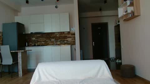 Snapshot of shinechanel chatting on 27, 10, 2025 ShineChanel online show from 27, 10, 2025