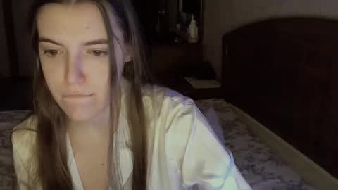 shiraha___rafieru online show from 4, 11, 2025