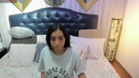 Snapshot of shirley_sweett chatting on 29, 10, 2025 Shirley online show from 29, 10, 2025