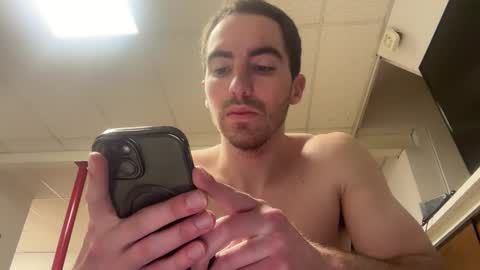 Snapshot of shirtlesshunk15 chatting on 17, 2, 2026 shirtlesshunk15 online show from 17, 2, 2026