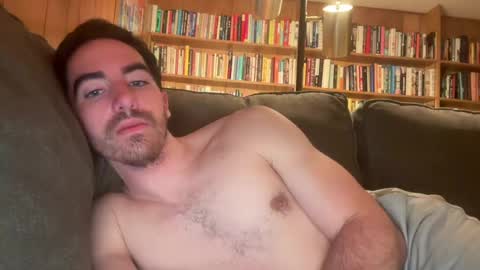 Snapshot of shirtlesshunk15 chatting on 14, 6, 2026 shirtlesshunk15 online show from 14, 6, 2026