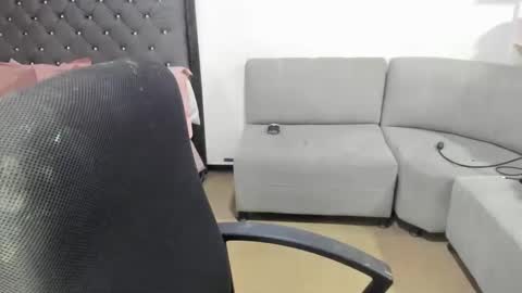 Shofia Beltran online show from 15, 1, 2025