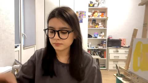 Marie online show from 8, 4, 2026