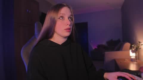 Snapshot of shorty_di chatting on 22, 12, 2024 Diana online show from 22, 12, 2024