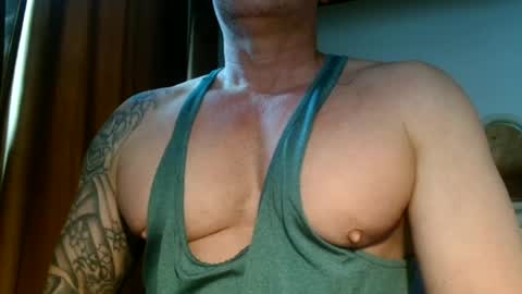 Snapshot of show_on_for_you chatting on 11, 6, 2026 show_on_for_you online show from 11, 6, 2026