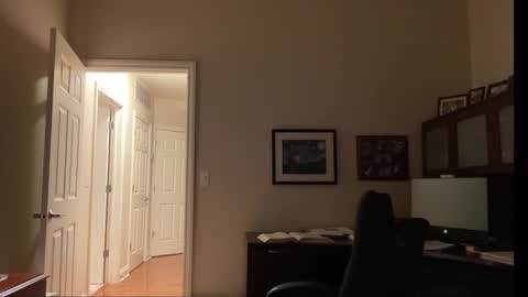 Snapshot of showmet chatting on 28, 9, 2025 Chicago Guy online show from 28, 9, 2025