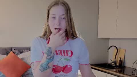 ShowmeYourfetish online show from 16, 6, 2026