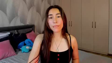 Mika online show from 11, 11, 2025