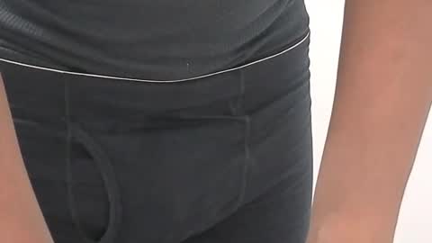 Snapshot of shy_little chatting on 30, 10, 2025 shy little online show from 30, 10, 2025