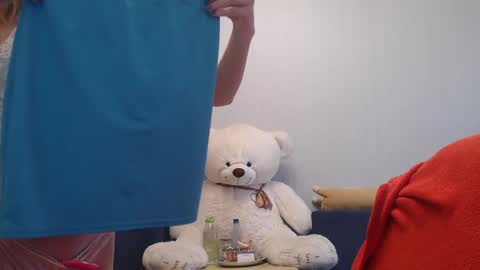 Snapshot of shy_moony chatting on 31, 3, 2026 just Alex online show from 31, 3, 2026