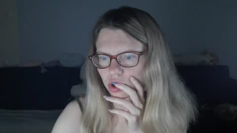 Snapshot of shy_moony chatting on 18, 6, 2026 just Alex online show from 18, 6, 2026