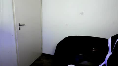 Snapshot of shy_nerd_babyy chatting on 29, 6, 2026 shy_nerd_babyy online show from 29, 6, 2026