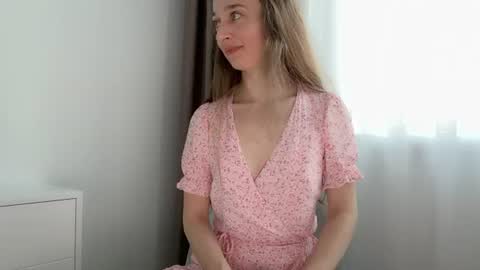 shy_schoolgirl_ online show from 14, 6, 2026