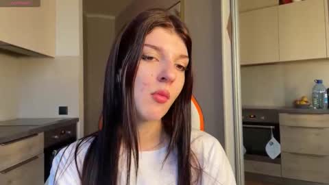 Bella online show from 25, 10, 2025