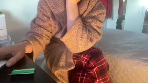 Snapshot of shyboy0533 chatting on 1, 11, 2025 shyboy0533 online show from 1, 11, 2025