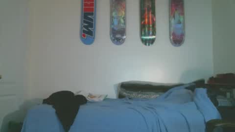 Snapshot of shyboyhugecum2020 chatting on 25, 4, 2026 shyboyhugecum2020 online show from 25, 4, 2026
