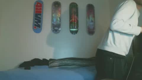 Snapshot of shyboyhugecum2020 chatting on 2, 5, 2026 shyboyhugecum2020 online show from 2, 5, 2026