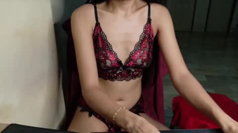 Snapshot of shybutnaugthy chatting on 14, 9, 2025 LYN online show from 14, 9, 2025