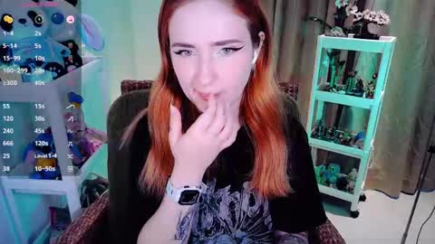 Snapshot of shyfoxxxy chatting on 9, 5, 2026 Effie online show from 9, 5, 2026