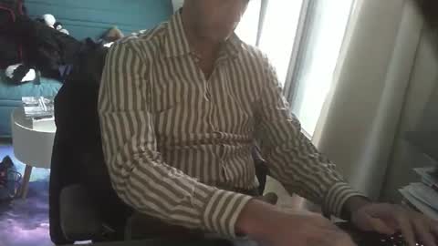 Snapshot of shyfrenchcock chatting on 29, 10, 2025 shyfrenchcock online show from 29, 10, 2025