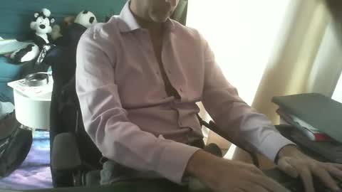 shyfrenchcock online show from 12, 11, 2025