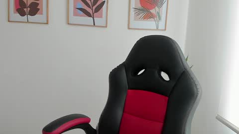 Snapshot of shylittlebunny chatting on 31, 12, 2024 shylittlebunny online show from 31, 12, 2024