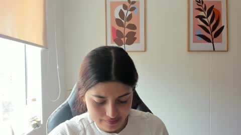 shylittlebunny online show from 21, 4, 2026