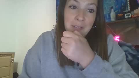 Snapshot of shymilf535 chatting on 15, 5, 2026 RBXs Princess online show from 15, 5, 2026