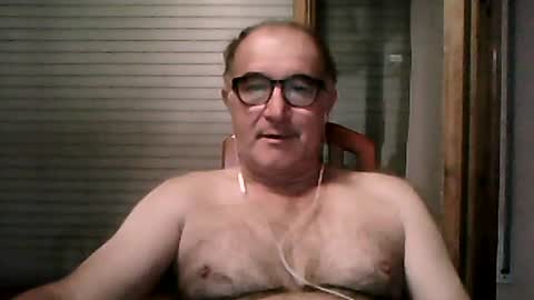 Snapshot of shymmy10 chatting on 6, 8, 2026 shymmy10 online show from 6, 8, 2026