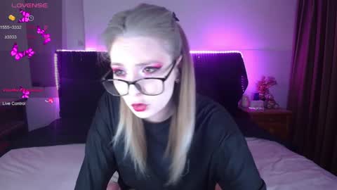 Snapshot of shysweetrish chatting on 7, 4, 2026 shysweetrish online show from 7, 4, 2026