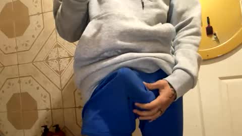 Snapshot of shyyyguyyy59 chatting on 18, 2, 2026 shyyyguyyy59 online show from 18, 2, 2026