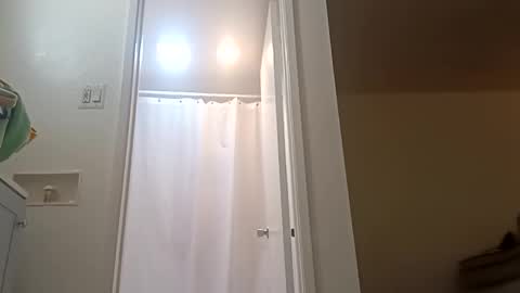 si_one_love online show from 14, 4, 2026