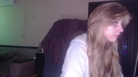 Snapshot of sia_events chatting on 19, 12, 2025 Anastasia online show from 19, 12, 2025