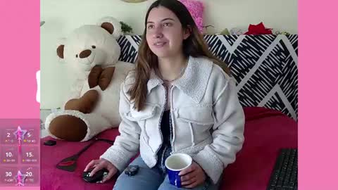 Snapshot of sia_jones chatting on 27, 6, 2026 Sia online show from 27, 6, 2026