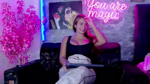 siamarlin online show from 8, 10, 2025