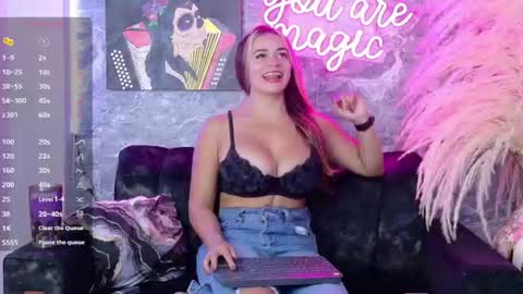 Snapshot of siamarlin chatting on 23, 6, 2026 siamarlin online show from 23, 6, 2026