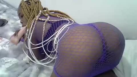 Sianrazia online show from 17, 9, 2025