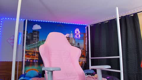 Snapshot of siclianprincess chatting on 27, 3, 2026 Miss Meadow Gotti Romano online show from 27, 3, 2026