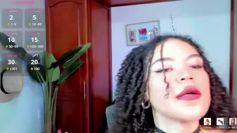 Snapshot of siena_millerr chatting on 27, 2, 2026 Vaiolet online show from 27, 2, 2026